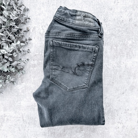 American Eagle Outfitters Denim - American Eagle Black Super Stretch Skinny Jean Size 00